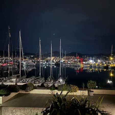 Апартаменты Entre Le Port Et La Plage, Golfe De Saint Tropez Коголин